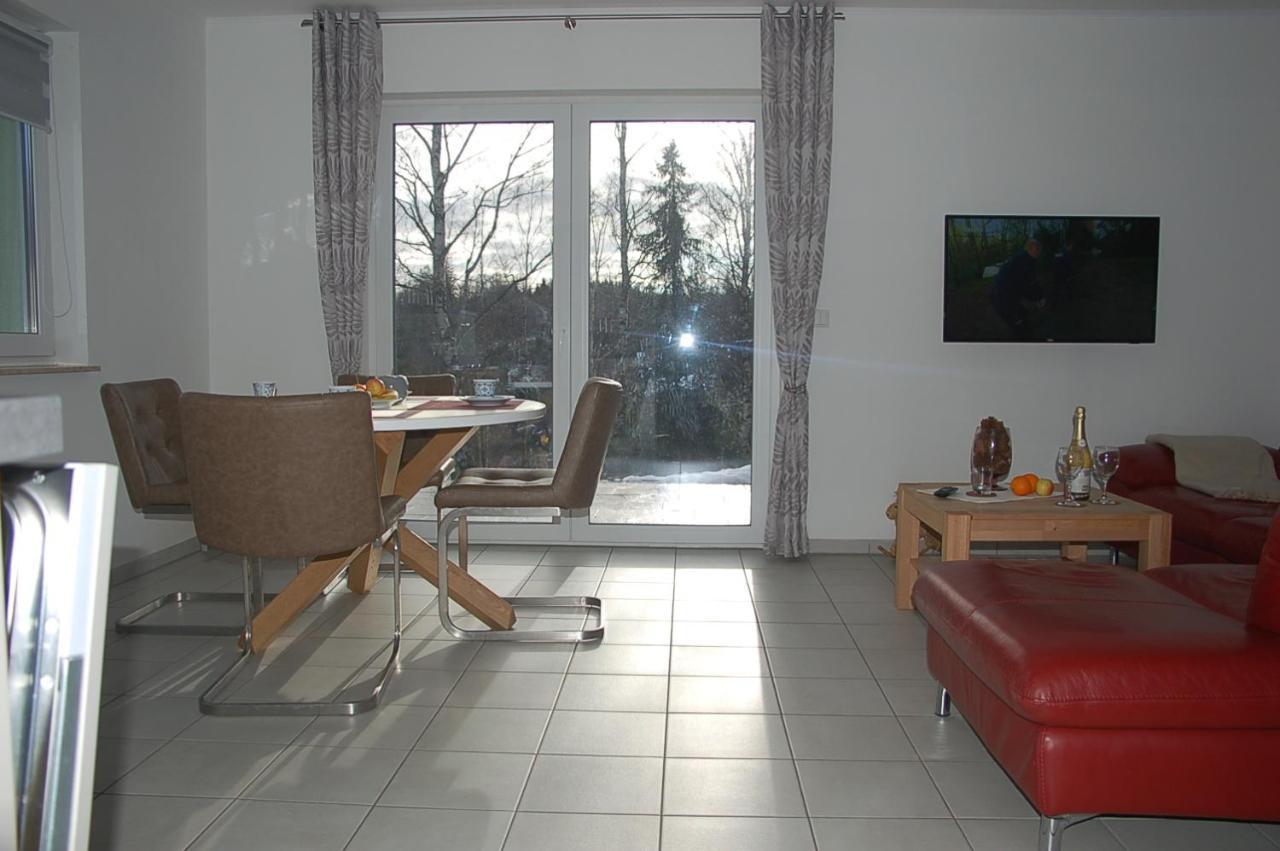 Behagliches Ferienhaus Zaunkoenig -Mit Kamin Und Sauna Tanne Exterior foto